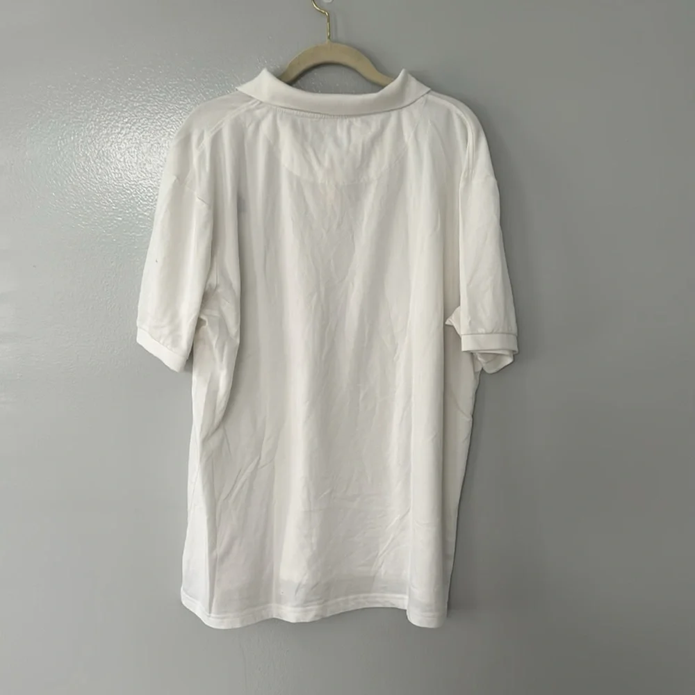 Johnnie-O White Polo Shirt with Blue Logo Size XL Golf Summer Travel - Picture 8 of 8